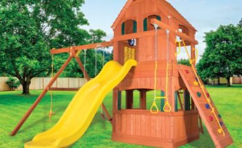 Parrot Island Fort XL Fully Enclosed