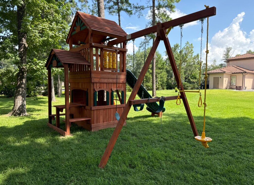 Wooden Swing Sets Professional Installation | Tree Frogs Showrooms