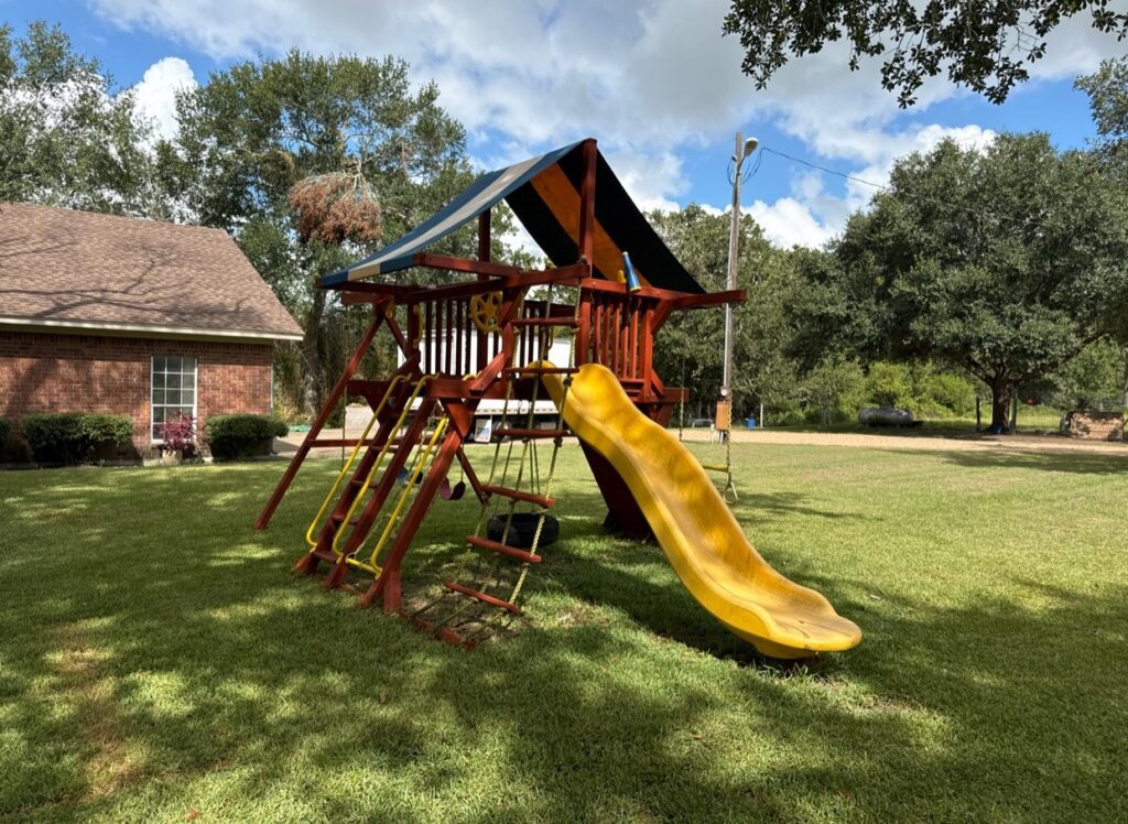 Brenham TX 3 Tree Frogs Swing Sets Install