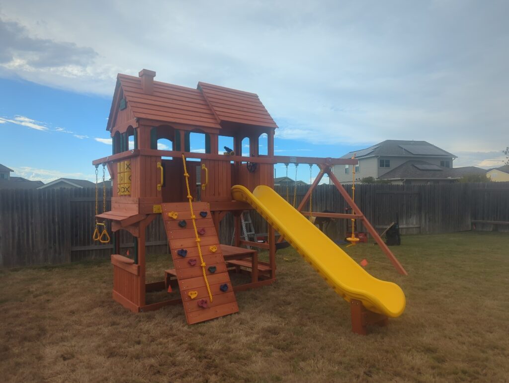 Pflugerville TX 1 Tree Frogs Swing Sets Install