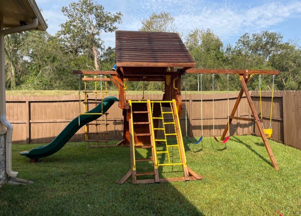 Missouri City TX 1 Tree Frogs Swing Sets Install