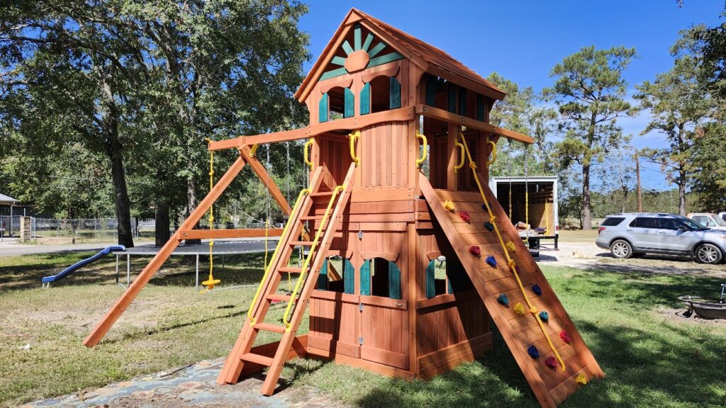 New Caney TX 1 Tree Frogs Swing Sets Install