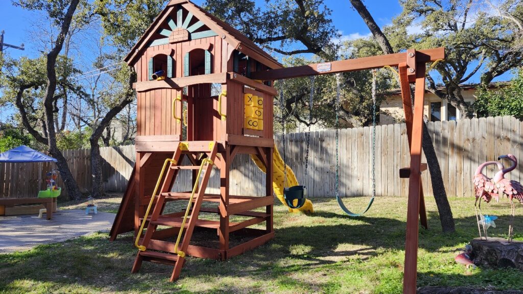 Austin TX 1 Tree Frogs Swing Sets Install