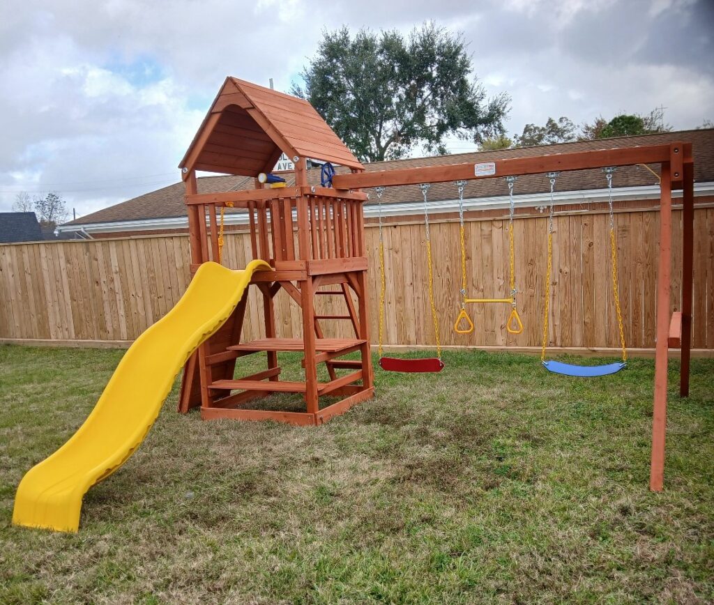 Houston TX 1 Tree Frogs Swing Sets Install