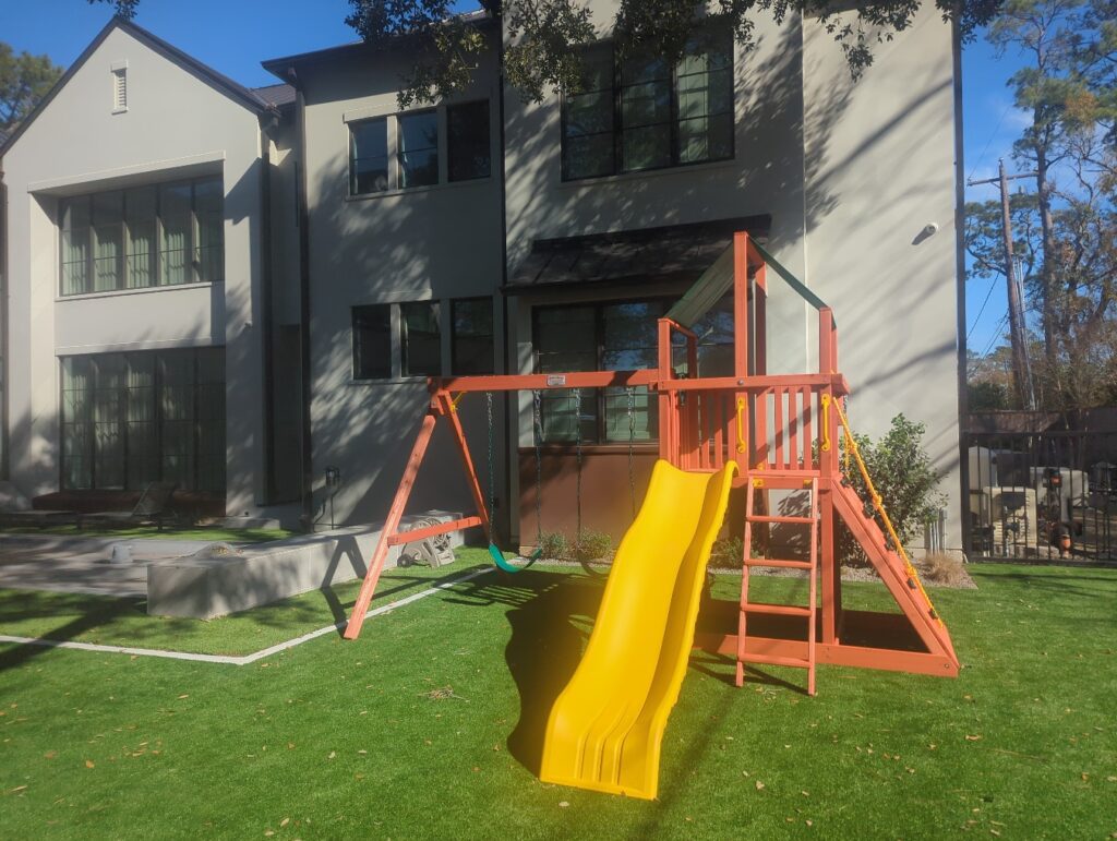 Houston TX 1 Tree Frogs Swing Sets Install