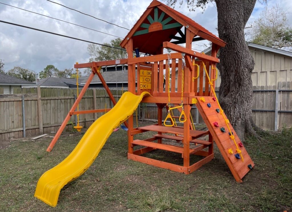 Houston TX 4 Tree Frogs Swing Sets Install