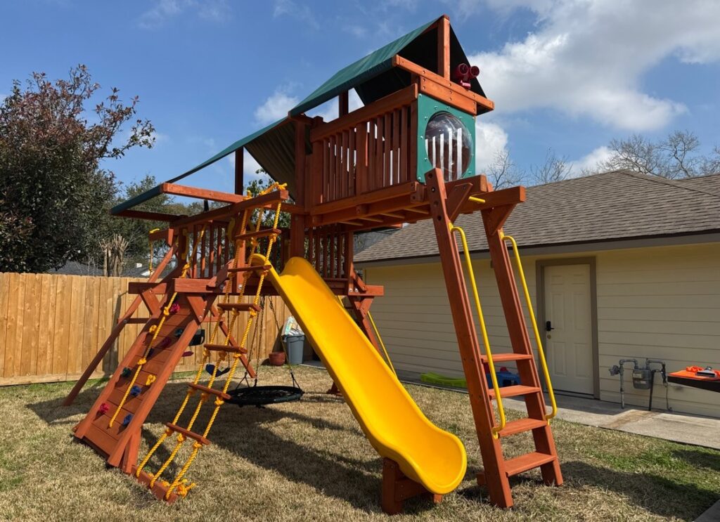 Houston TX 1 Tree Frogs Swing Sets Install