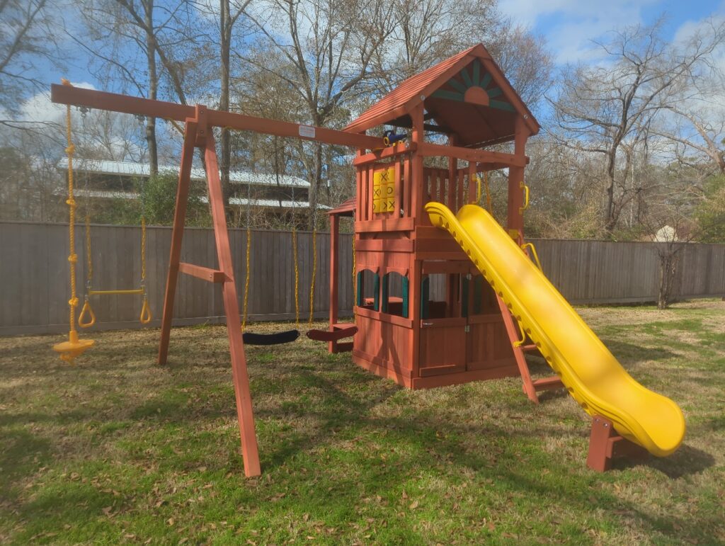 Hurst TX 1 Tree Frogs Swing Sets Install