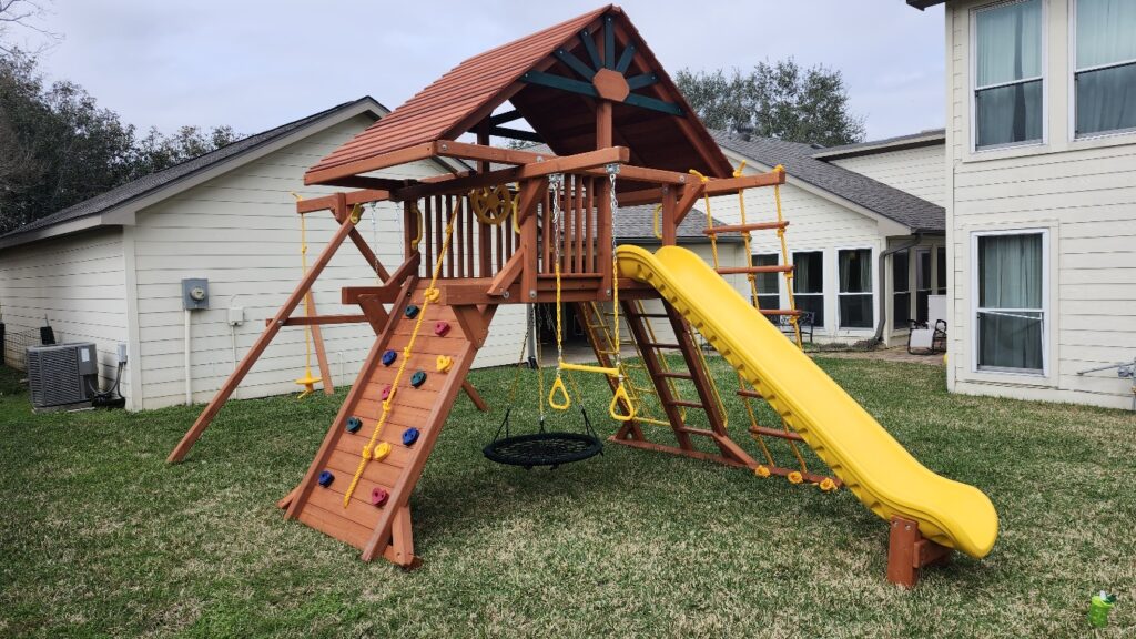 SugarLand TX 1 Tree Frogs Swing Sets Install